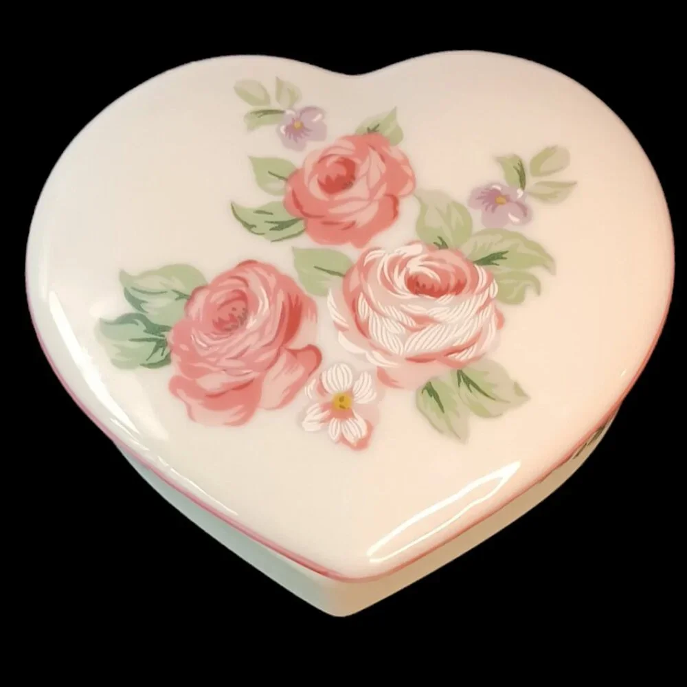 Heart Shaped Floral Trinket Box with Lid Vintage Made in Japan